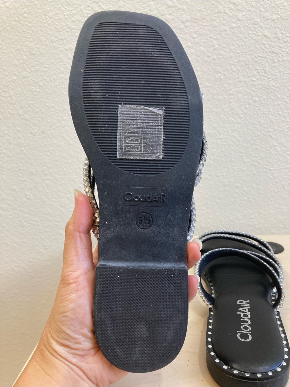 CloudAiR Black Rhinestone Flat Sandals Size 6.5 Strappy - Picture 9 of 10